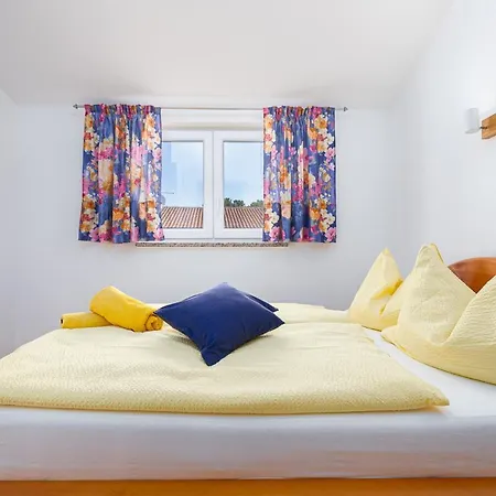 Daire Ankica B4+2 With Private Parking Place & Wifi Tar-Vabriga